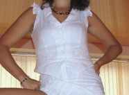 sans culotte sous sa jupe